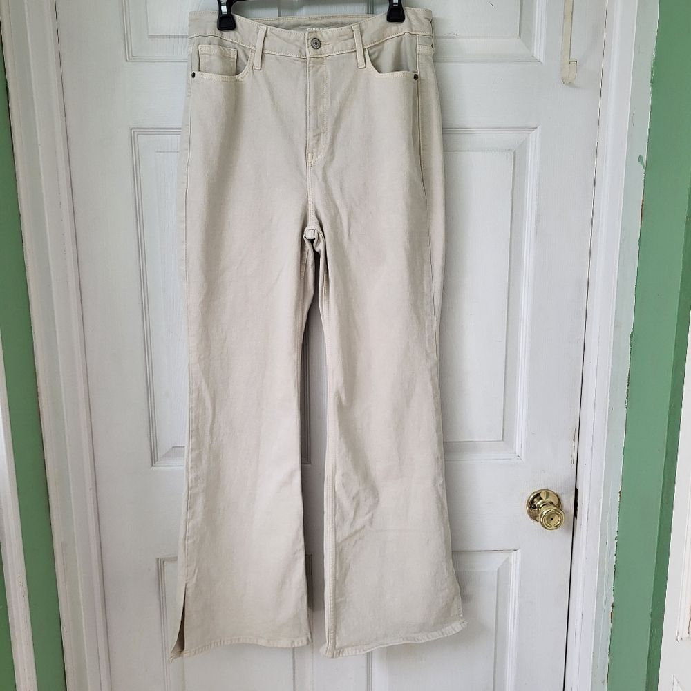 2/$30 Vintage Look Hip Flared Jeans - Size 10